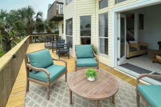 Salty Tides & Sunset Vibes - 7