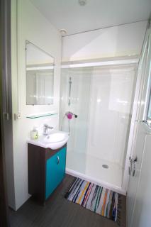 Lodges camp - - 6