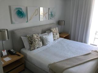 BeachWalk Condo with Beach Club 2bed 2bath - Hallandale Beach - 1