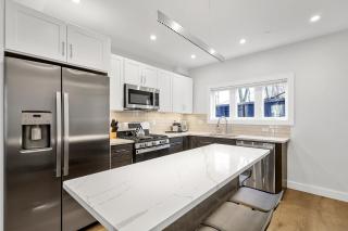 3BR2Bth MIT Harvard TD Garden BOS 2 Parking Spaces - Somerville - 9
