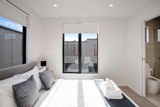 Urban Vogue Escape with Parking and Air-con - Auckland - 8
