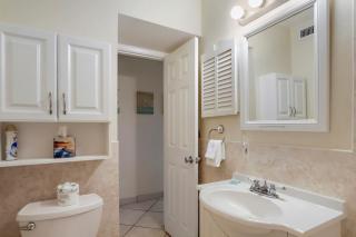 Tropic Breeze 10 Madeira Beach - 1