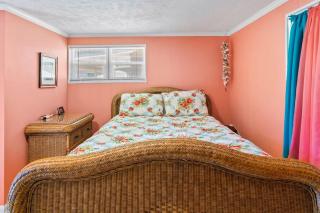 St. Pete Haven Private 3 Bedroom 1.5 Bath Home - 2