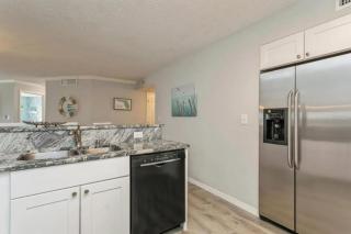 Vista Verde East 8-164 - Point Brittany - 2