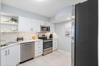 Bahia Vista Corner Unit 2 Bedroom 2 Bathroom - Tierra Verde - 7