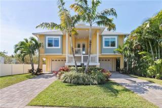 St. Pete Beach Executive Waterfront Retreat - 3