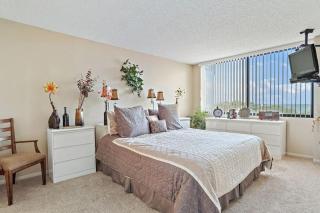 St. Pete Isla Del Sol Bahia J 408 2BD 2BA - 2