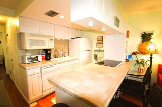 Sunset Cove One Bedroom in Treasure Island, Short - 6