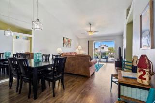 St Pete Isla Del Sol Verde E 6-246 Pool View - Point Brittany - 8