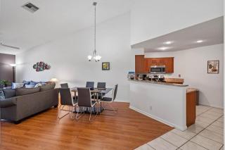 St Pete Vista Verde East 3 223 Spectacular Unit - 2