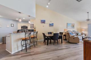 Isla Del Sol Vista Verde East 2 212 2 BD 2 BA - Point Brittany - 8