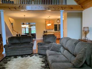 Lake Top Getaway - 6