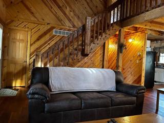 Cozy Cabin - 9