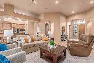 Rio Verde Retreat Well Appointed Three Bedroom Three Bath - Rio Verde - 0