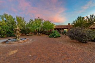 Stunning N. Scottsdale Desert Retreat Pool Jacuzzi - Scottsdale - 7