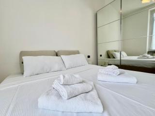 BIG Comfort Isola - Garibaldi M2 M5 - Milan - 1