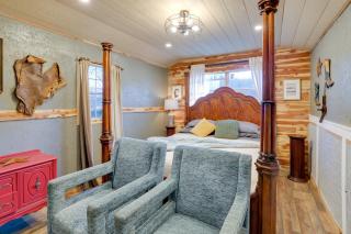 Walk to Grand Lake Pet-Friendly Grove Getaway! - Grove - 7