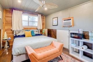 Pet-Friendly Grand Lake Studio with Outdoor Space - Grove - 6