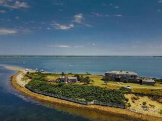Outermost Island Compound w 1,750' Private Beach - Edgartown - 6