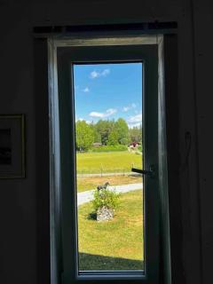 Sjönära fritidshus med pool i lantlig miljö - 7