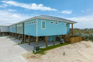 Knot at Work - PRIVATE POOL! - Port Aransas - 3