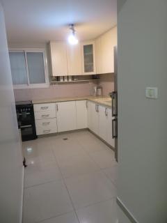 דירה גדולה ויפה ונגישה במקור ברוך קרוב לגאולה יפו - 2