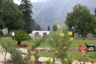 Musketeers Resort Naran - Naran - 6