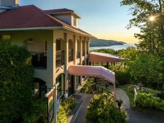 Auberge des Falaises - La Malbaie - 0