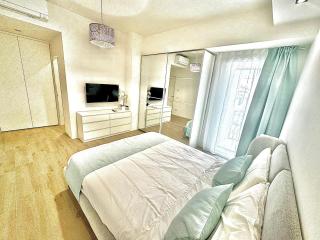 Tonfano Waterfront Penthouse - Marina di Pietrasanta - 0
