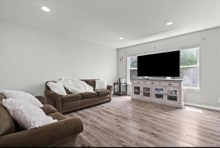 3BR Secret Gem - Phoenix - 4
