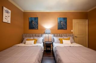 Walking Distance to Galleria Mall and River Oaks District Modern Home - 7