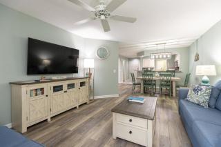 167 Colonnade Club - 7
