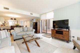 221 Shorewood - 7