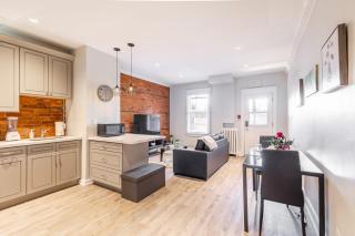 1BR - Queen Bed Apartment in Hamilton's Best Neighborhood - Hamilton - 7