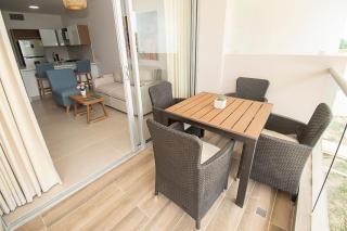 U-GO Baia Kristal: Oasis Moderno en Cartagena - 2
