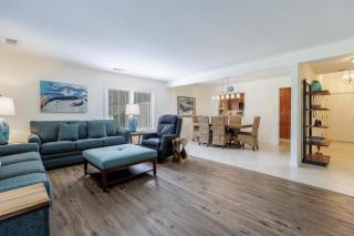 734 Queen's Grant - 7