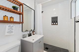 Whisky Point Cabin - 8