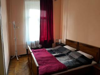 Apartment is in old Tbilisi - 4