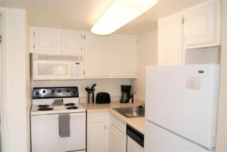 225 Fully Furnished, WiFi Included - Scottsdale - 7