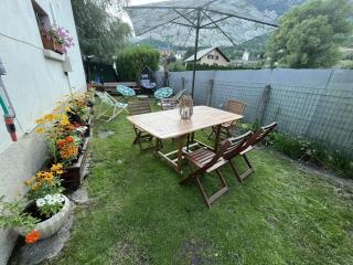 Appartement spacieux à L'Argentière-la-Bessée, terrasse et jardin - LʼArgentière-la-Bessée - 0