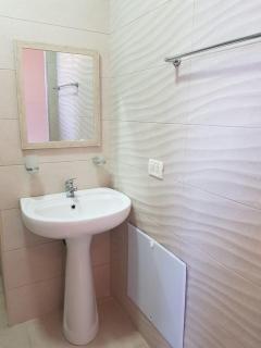 Tirana Center Apartment - Tirana - 3