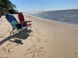 Brand-new Beach House on Elliott Island -beautiful sandy beach, tranquil 6 acres - - 9