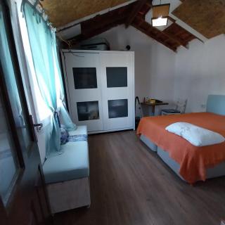 PRIVATE FARM HOUSE IN 80 ACRES LAND - Foça - 4