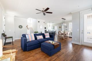 Stylish Haven in Raleigh, Walk to Food Hall home - Raleigh - 0