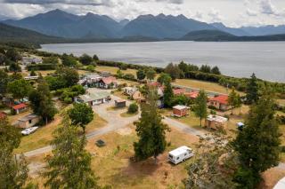 Manapouri Holiday Park - Manapouri - 0