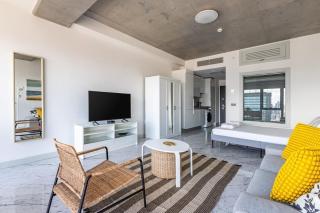 Scenic Bright Studio W Parking, Poolviews! #302 - Istambul - 7