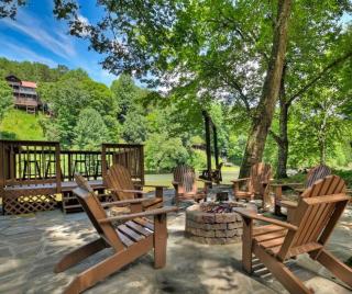 Riveredge Escape Cabin-Flowing Waterfront-Hot Tub-Pools-Xbox-Pickleball - Ellijay - 0