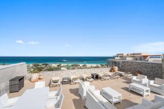 Beach View - Chic View Penthouse 3BR condo - LV603 - Palm-Eagle Beach - 0