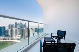 A Living-Modern Studio Apartment with Balcony & Canal view at Prive 2507B ,Business Bay - Dubai - 1