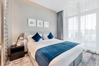 A Living-Modern Studio Apartment with Balcony & Canal view at Prive 2507B ,Business Bay - Dubai - 6